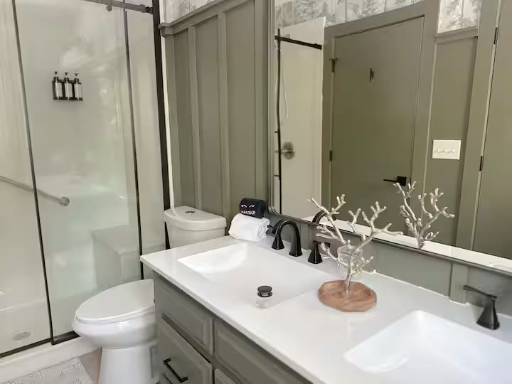 Weiss Lake House with Private Dock bathroom shower at a direct-booking vacation rental in Cedar Bluff, Alabama