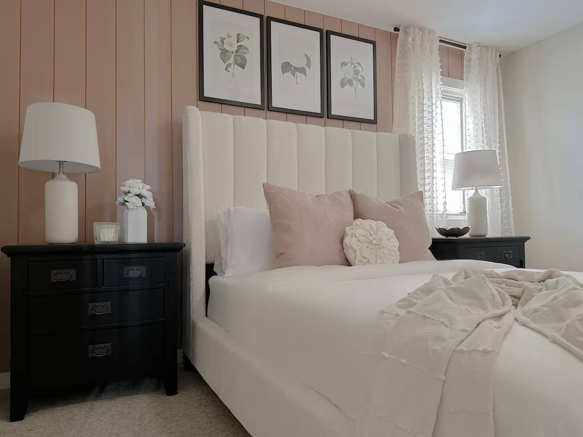 Weiss Lake House with Private Dock guest bedroom at a direct-booking vacation rental in Cedar Bluff, Alabama